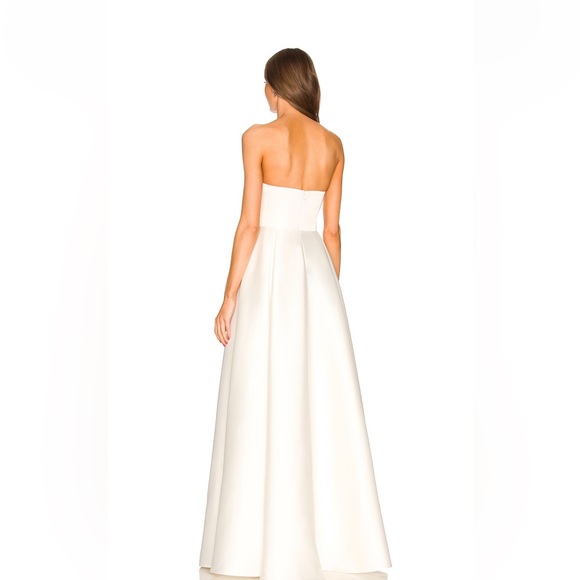 X Revolve Heidi Gown - Sau Lee - Picture 2 of 10